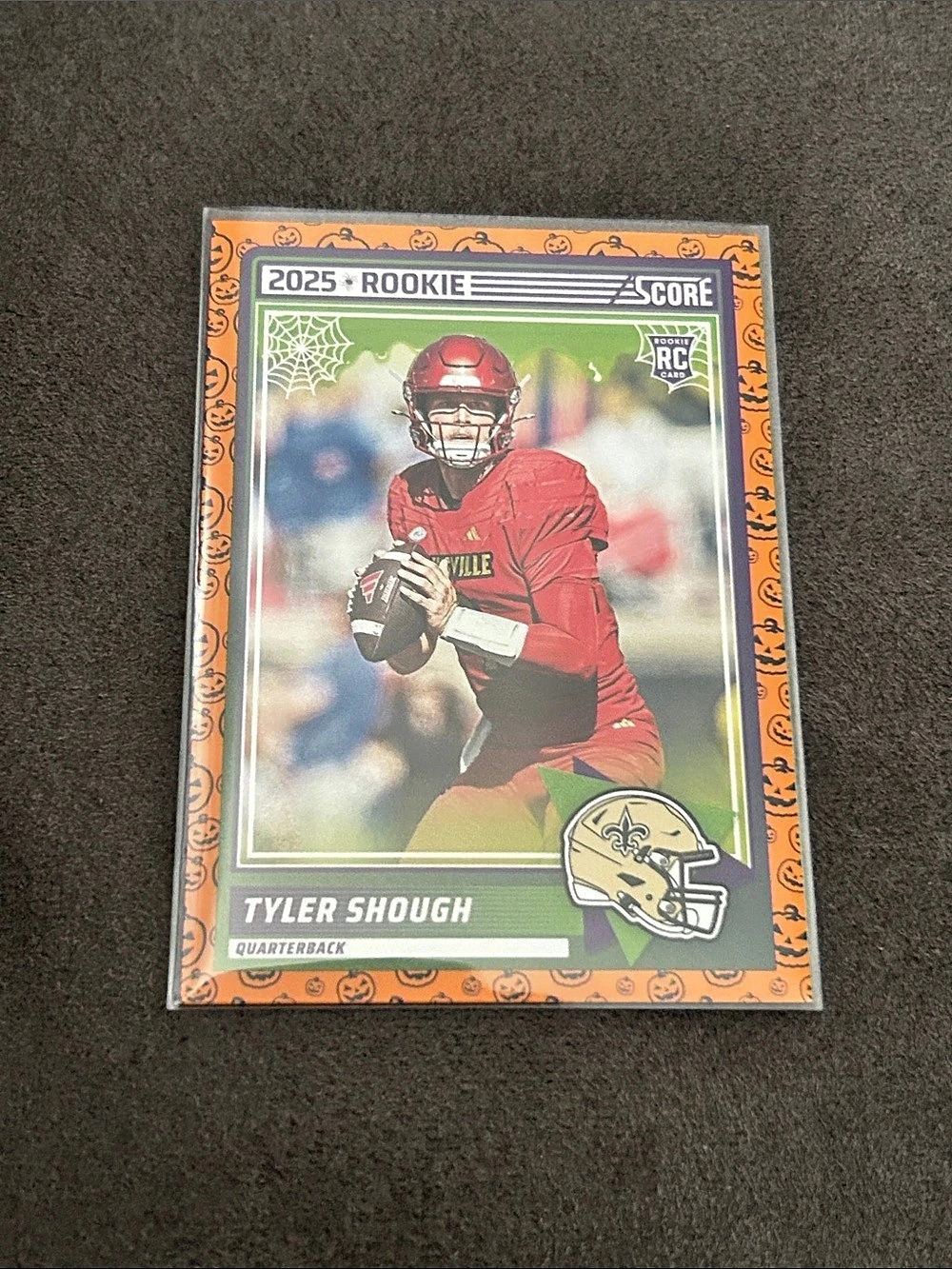 Score 2025 Tyler Shough Rookie NFL Trading Card